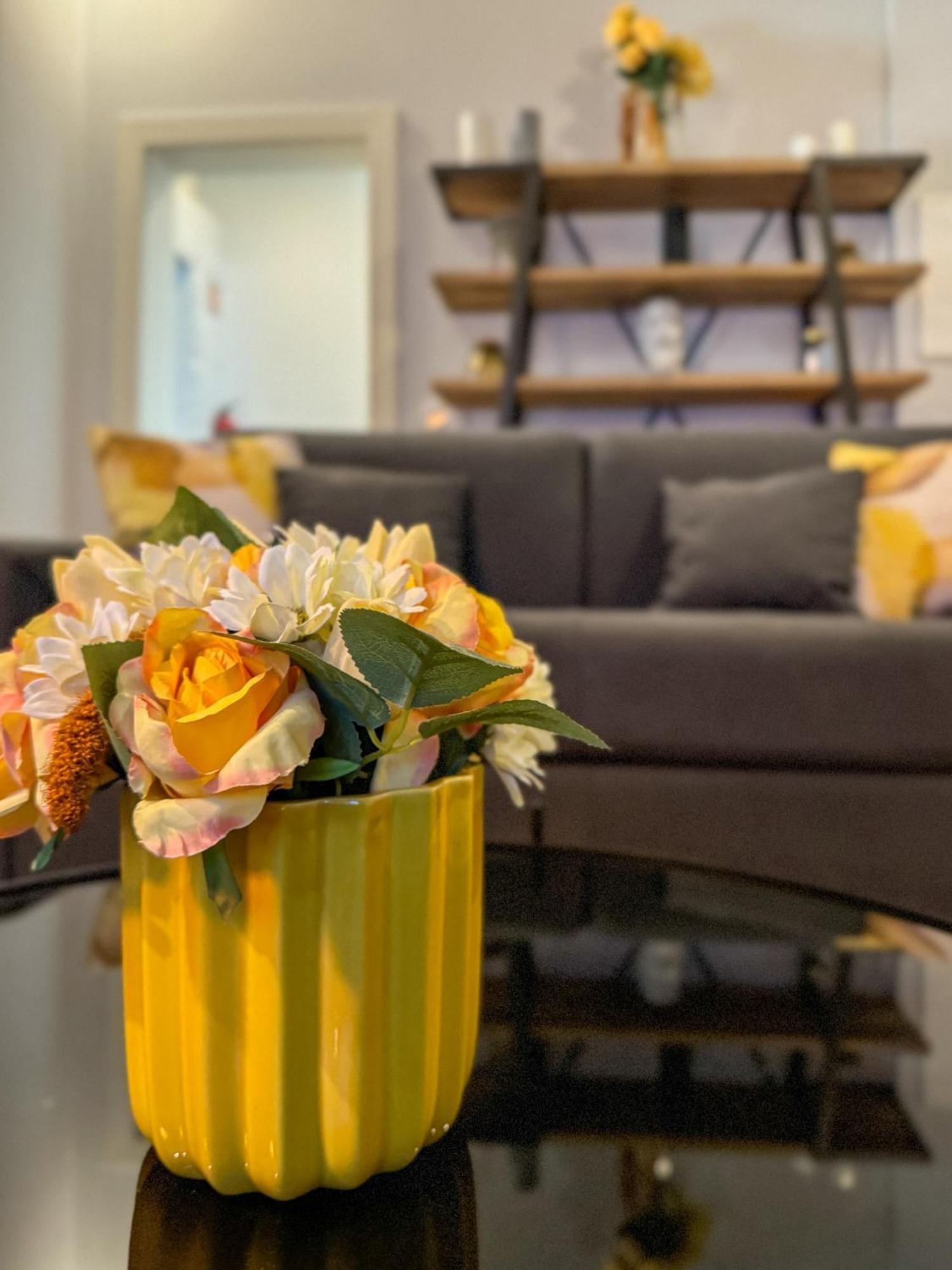 Aparthotel Largo Da Oliveira Guimarães Стая снимка