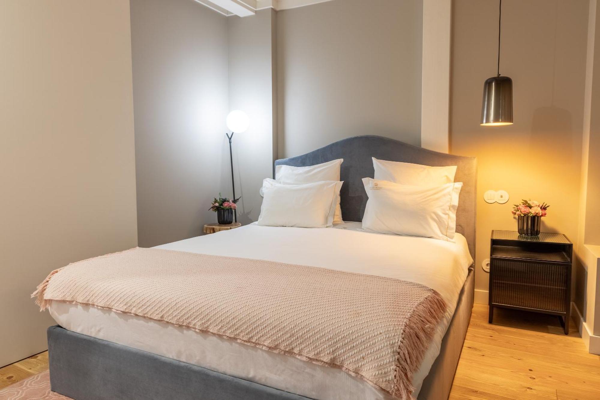 Aparthotel Largo Da Oliveira Guimarães Стая снимка